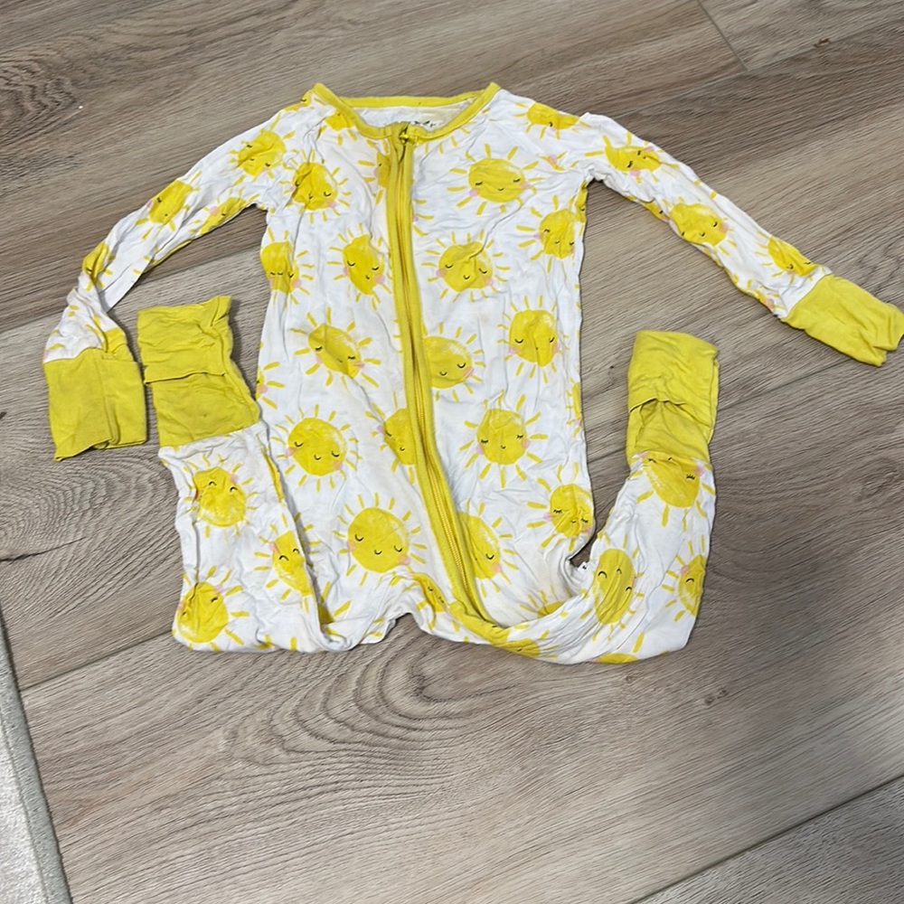 Little Sleepies pijamas - sunshine’s / suns
